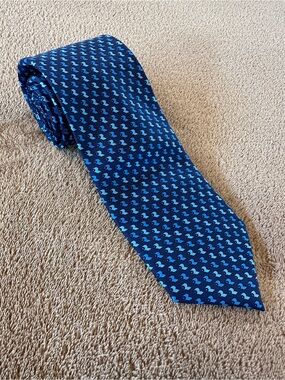 Men’s Pineda Covalin 100% Silk Necktie in abstract blue print